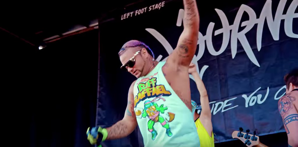 Riff Raff i Travis Barker we wspólnym wideo do “Spazz Out”