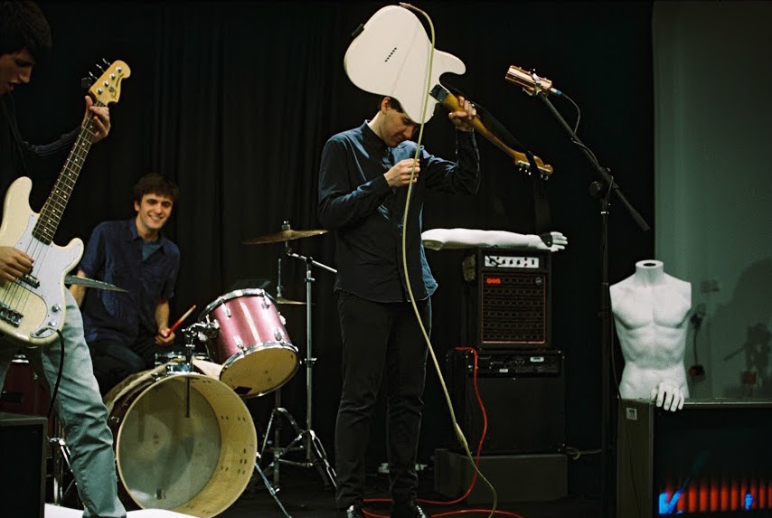 PREMIERE: Who the Hell are Husky Loops?