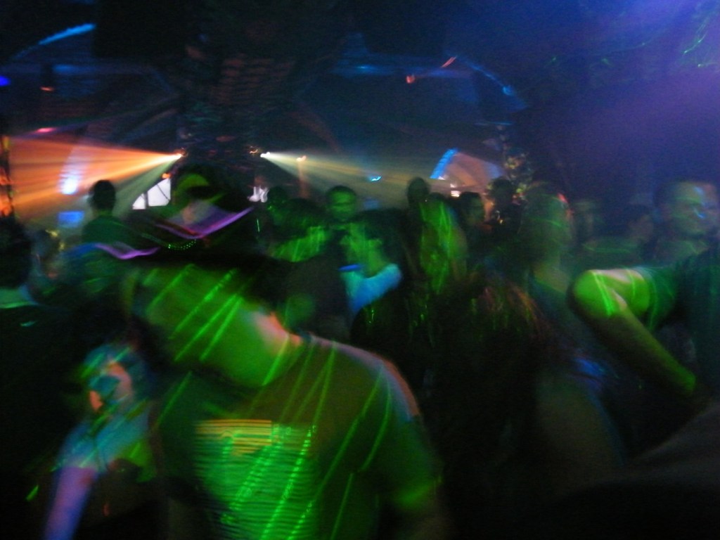 Τα Πέντε Στάδια της Ζωής Ενός Clubber