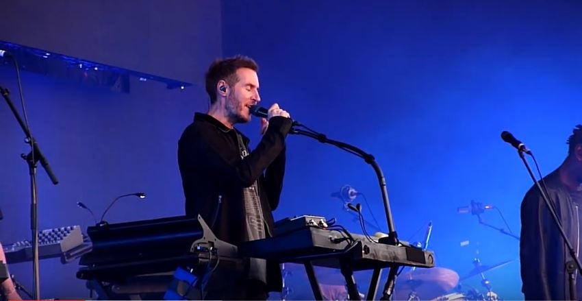 Massive Attack po raz pierwszy od 18 lat zagrał “Eurochild”, by wyrazić swoje zdanie w sprawie Brexitu