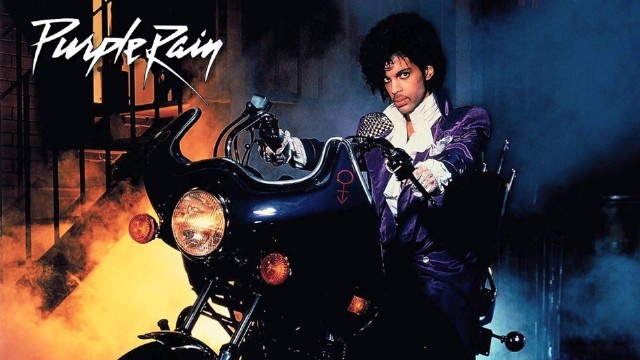 Koszula i marynarka Prince’a z “Purple Rain” sprzedane na aukcji za prawie 400 tys. zł