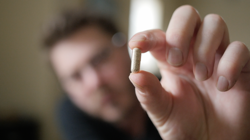 The Citizen Scientists Using Mushrooms to Cure Their Cluster Headaches