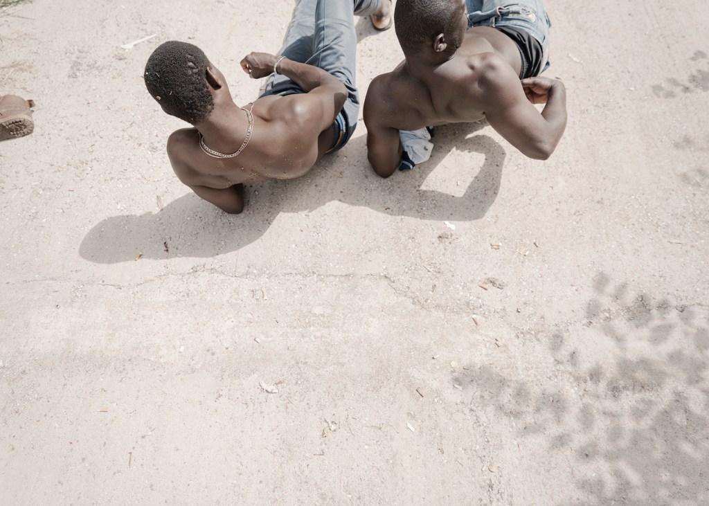 Intimate Portraits Show Tender Moments in the Lives of Refugees
