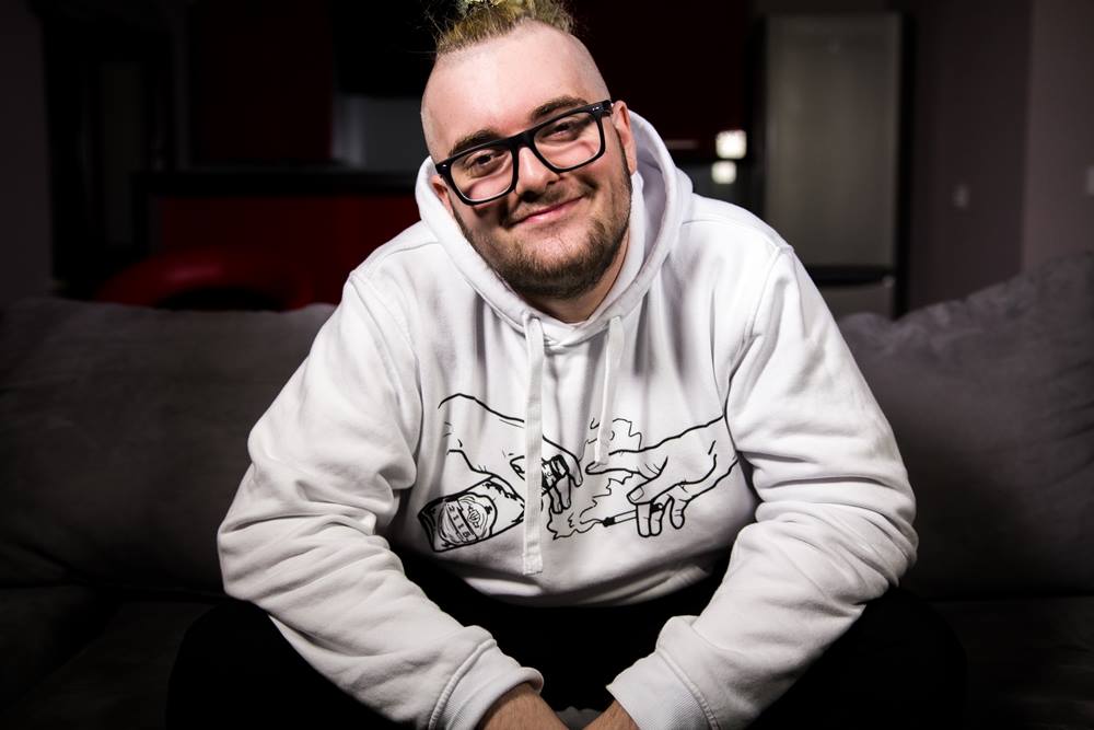 A nie pamiętasz jak… Młody rap, który broni się sam