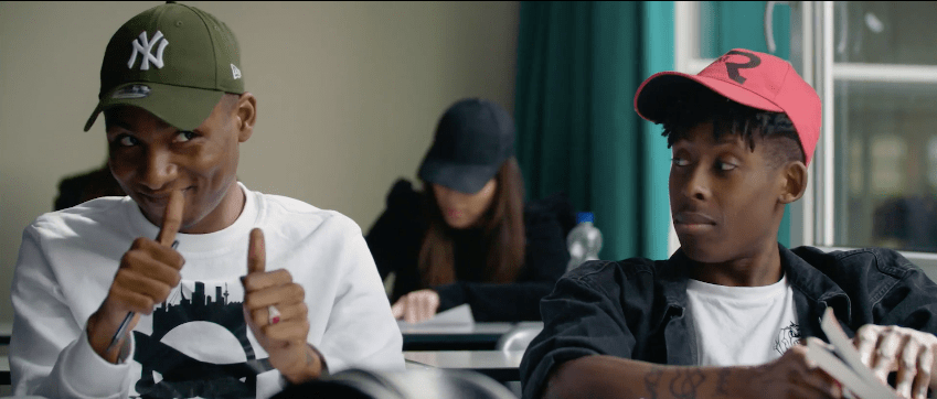 De chick waarover FMG zingt in hun nieuwe clip ‘Oh Meisje’ heeft absoluut geen interesse