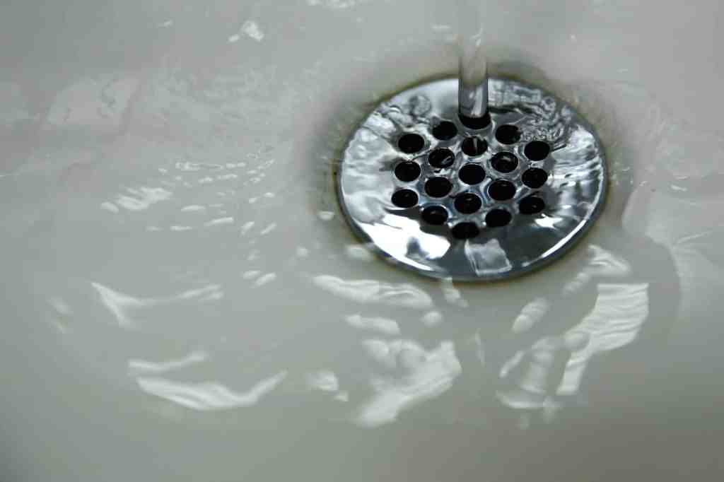 Childhood lead poisoning in 29 California neighborhoods found to rival levels in Flint