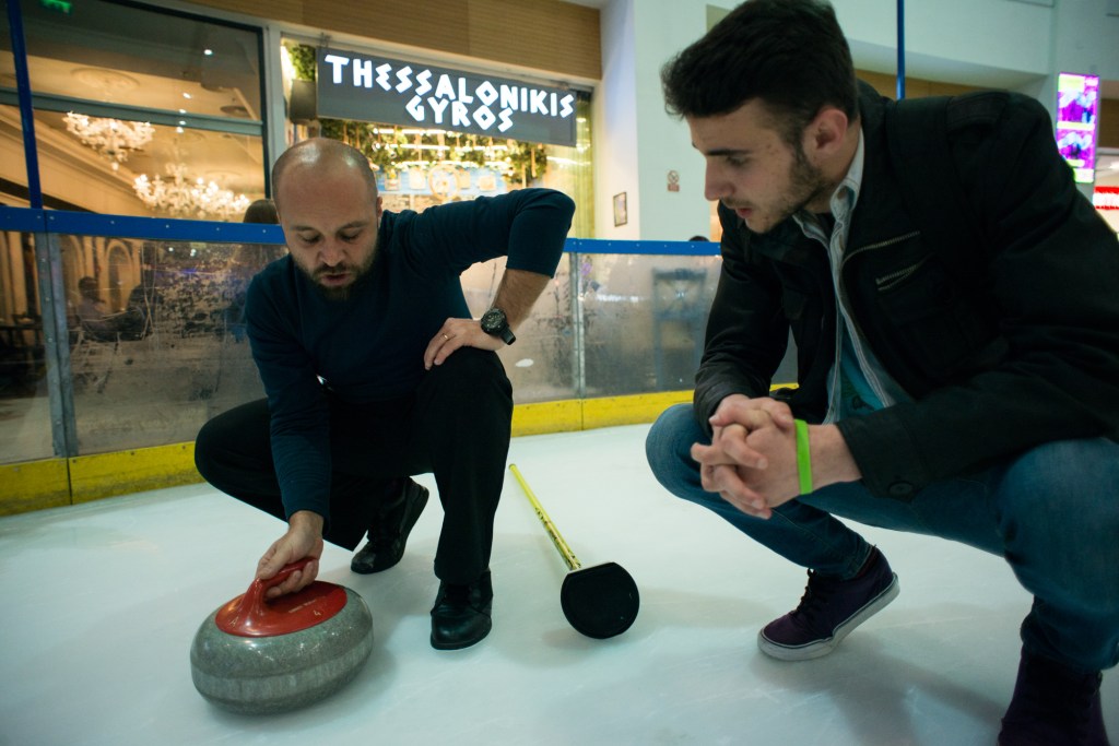 Cel mai ciudat sport din România se practică lângă tine, în Mall