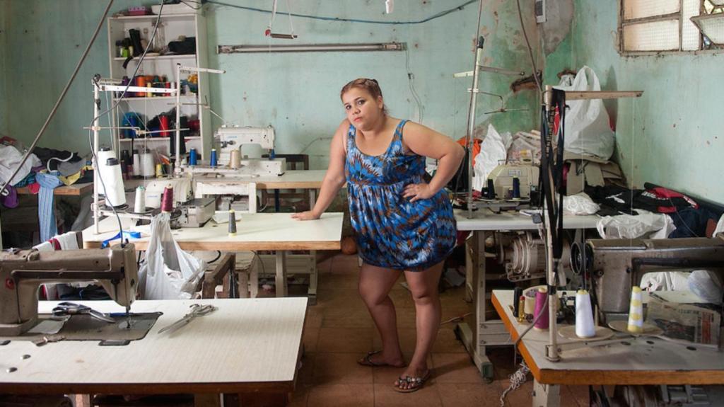 Glamorösa fotografier av Paraguays Miss Gorditas