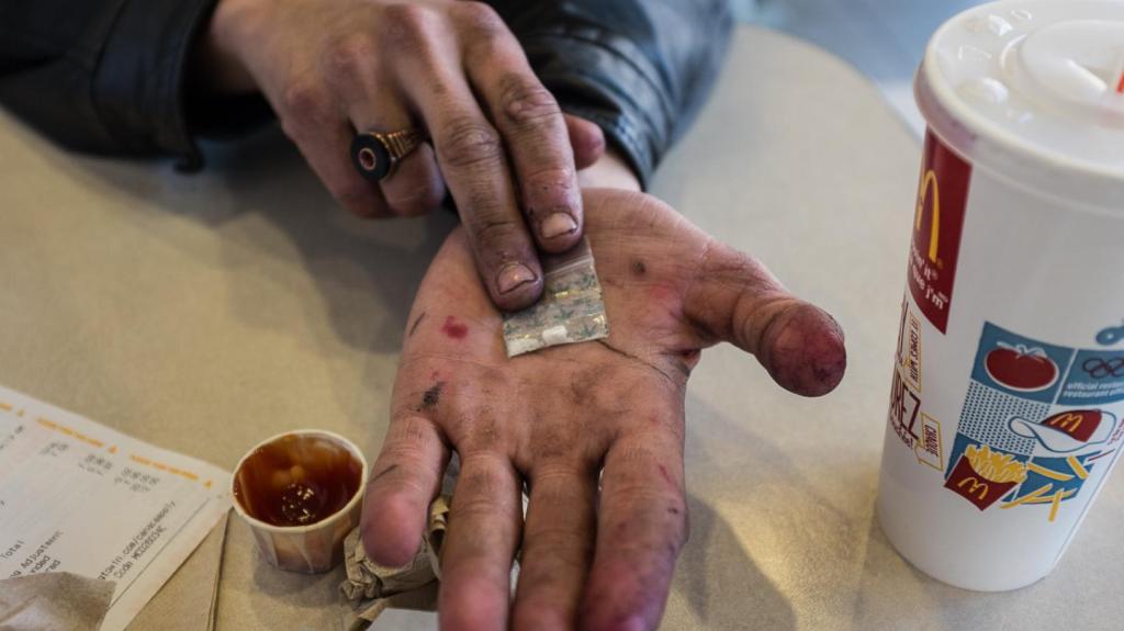 Ce o să facă toți dealerii de droguri, dacă toate ar fi legalizate