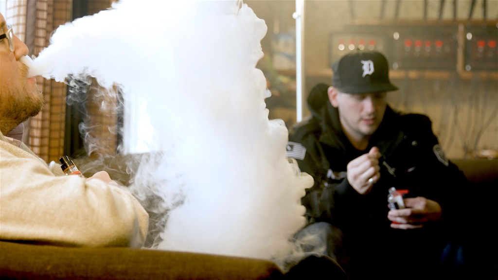 Will the government stop e-cigarettes?