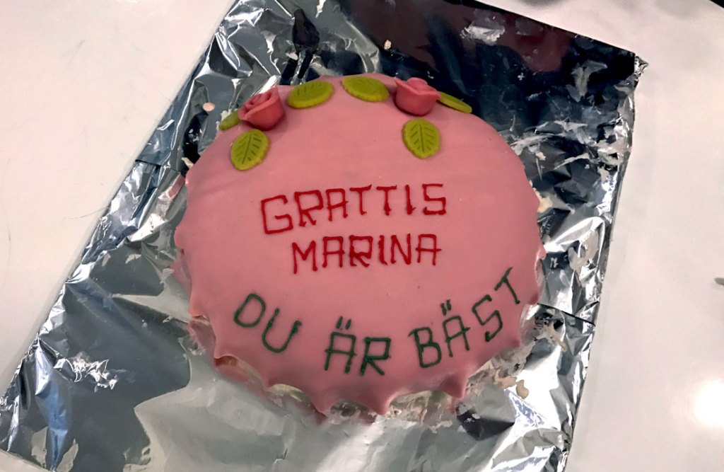 How to Make a Birthday Cake for Some Lovely Swedish People