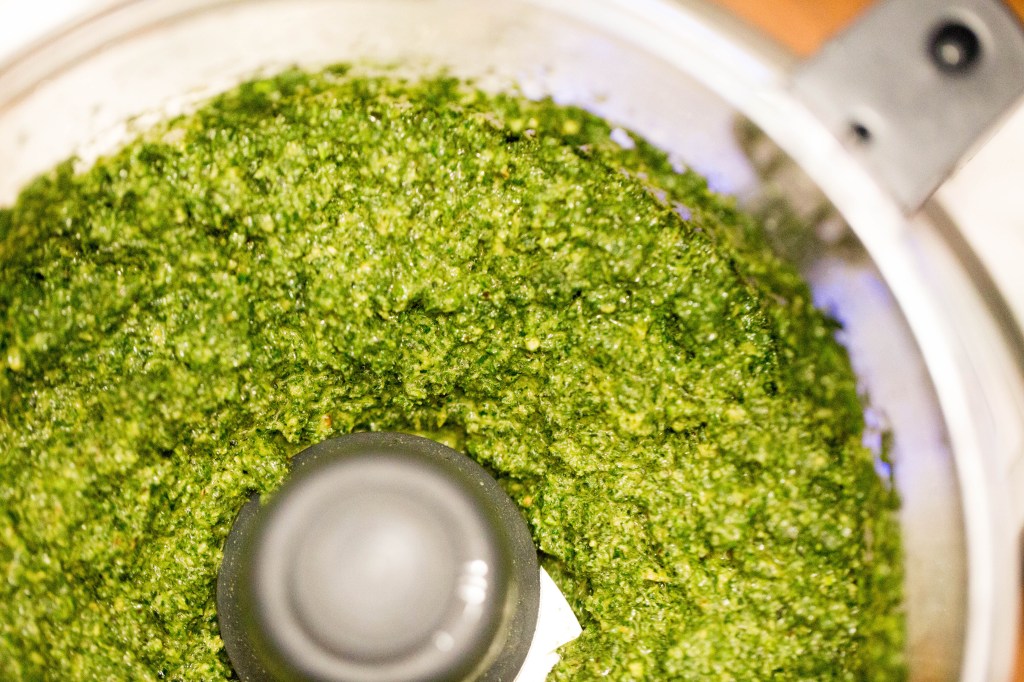 Opskrift: Brændenældepesto