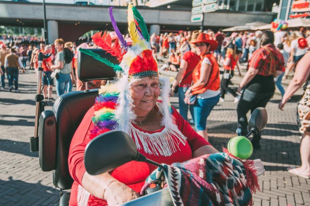 De cowboys en indianen die kwamen hossen bij de Toppers