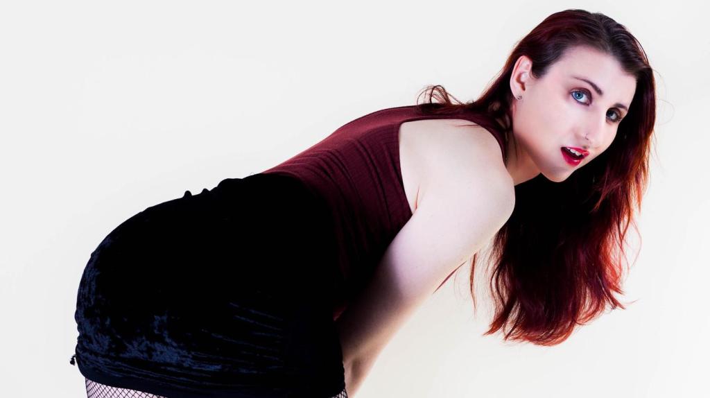 Esta atriz pornô trans considera seu trabalho sagrado