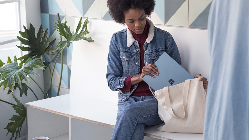 You Can’t Open the Microsoft Surface Laptop Without Literally Destroying It