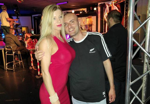 max cavallis estrellas porno actor porno actriz porno trabajo diario