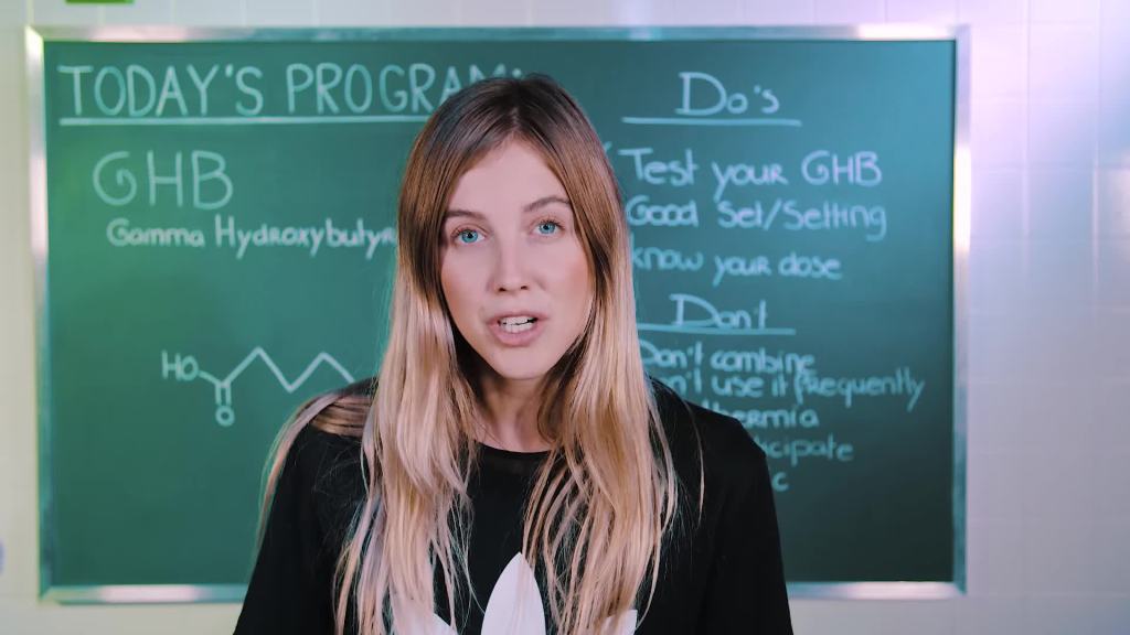 Gli YouTuber che provano qualsiasi droga in video