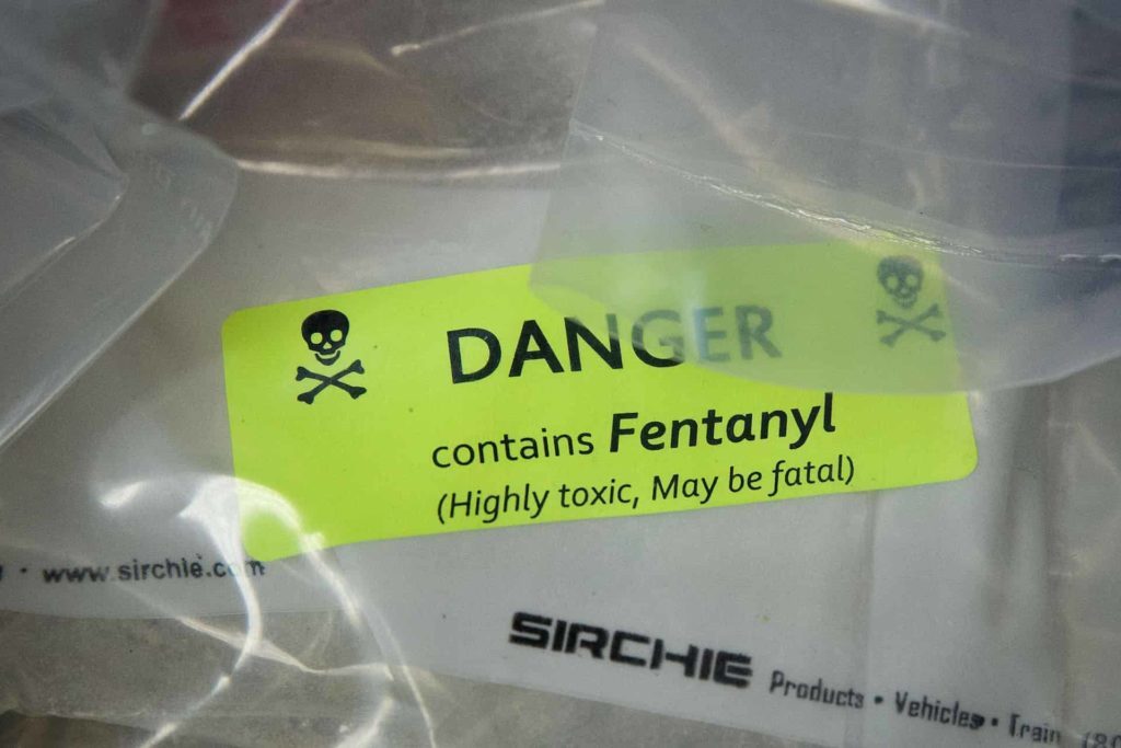 La DEA arrête un Chinois soupçonné d’être un grossiste en fentanyl