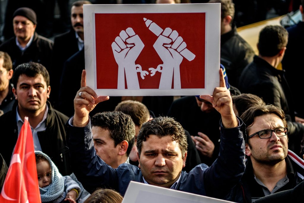 Warum die Verhaftung von Menschenrechtlern in der Türkei uns alle betrifft