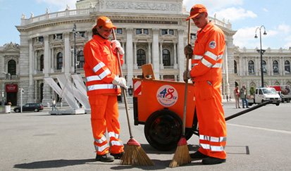 Das sind die Menschen, die die beschissensten Sommerjobs erledigen