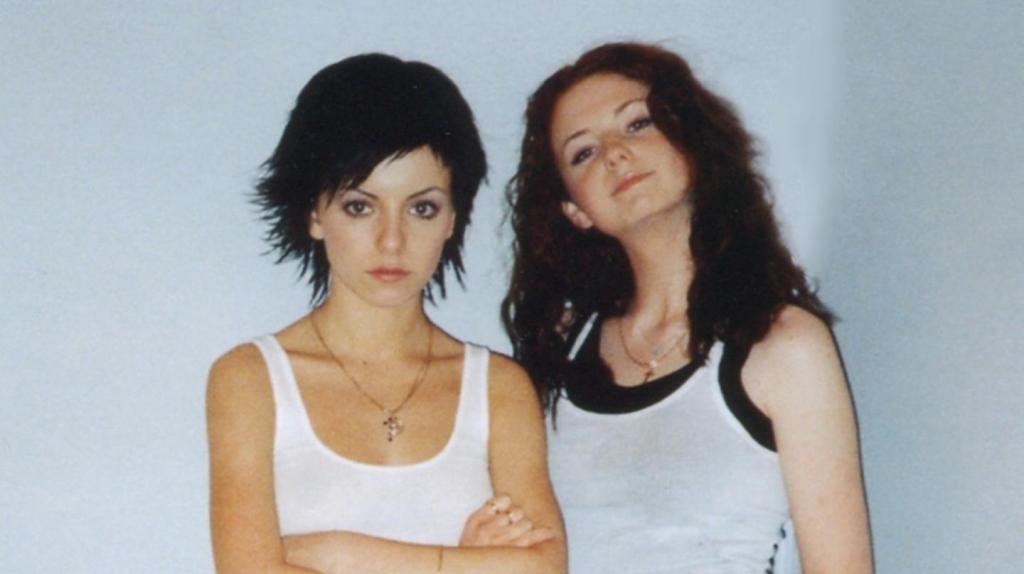 Il fascino problematico di “All The Things She Said” delle t.A.T.u.