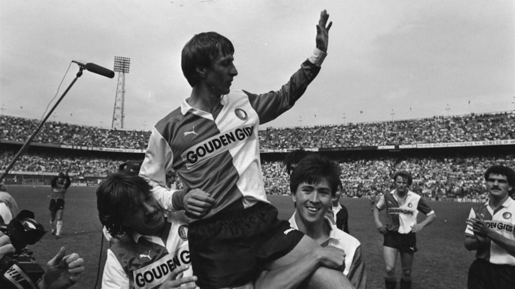 Πώς ο Johan Cruyff Μετέτρεψε το Ποδόσφαιρο σε Τέχνη