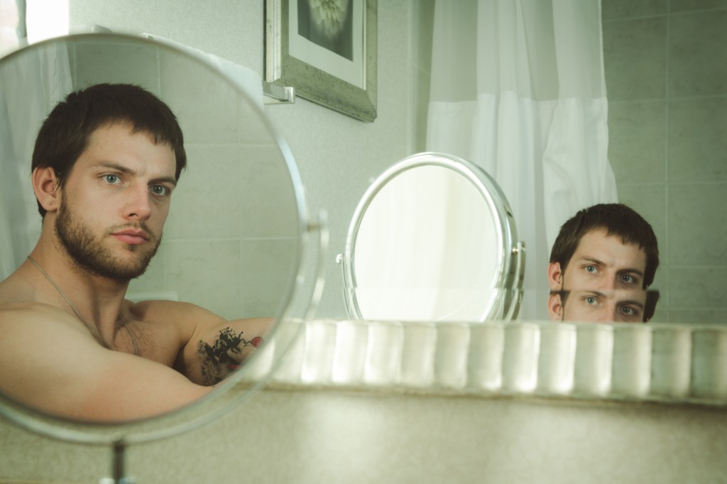 Having Body Dysmorphia in Gay Porn Is a Nightmare