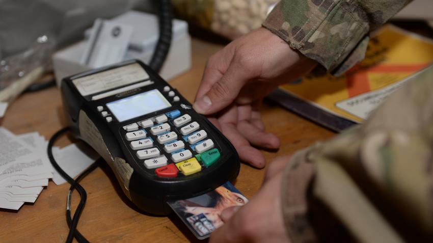 America a spart milioane de dolari ca să-i facă pe alții să renunțe la cash și a fost un eșec
