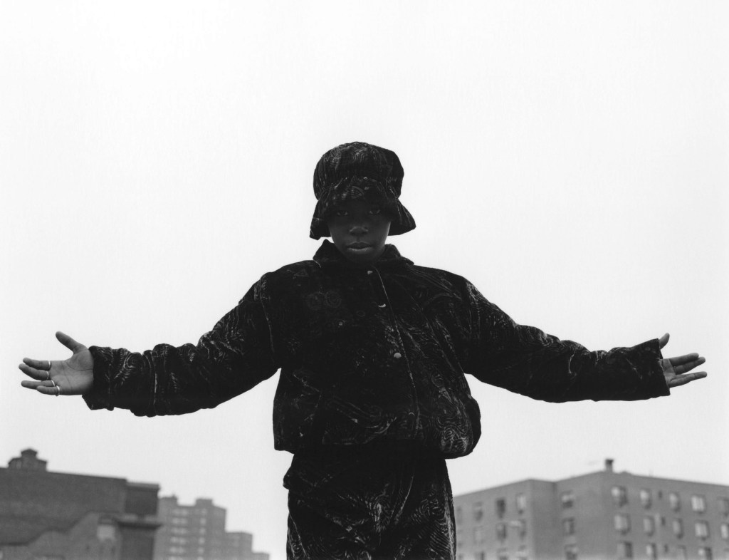 This Japanese-American Photographer Captured the Elegance of 90s Harlem