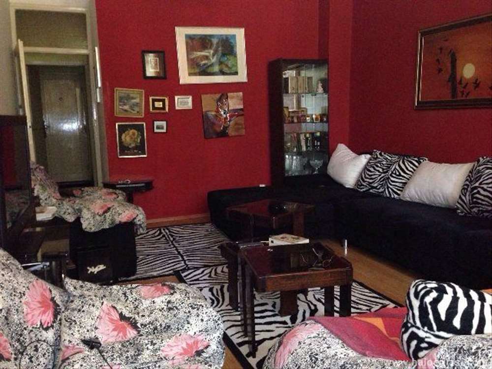 Nedeljna ponuda stanova: sala za slave i šatro luksuz