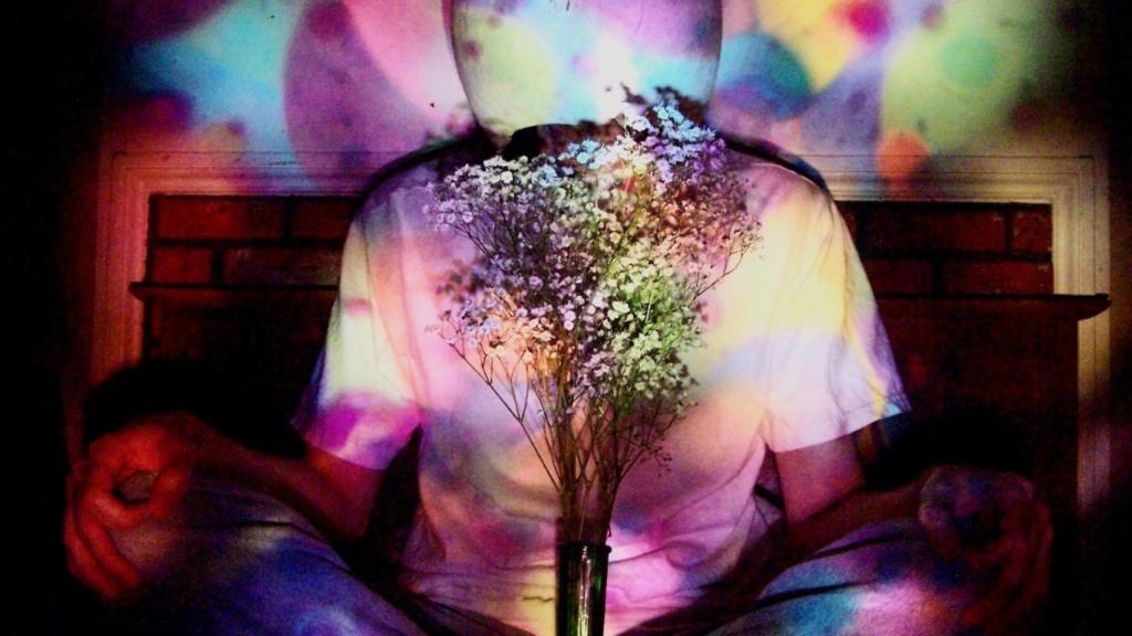 Den danske undergrundsterapeut, der behandler traumer med mdma