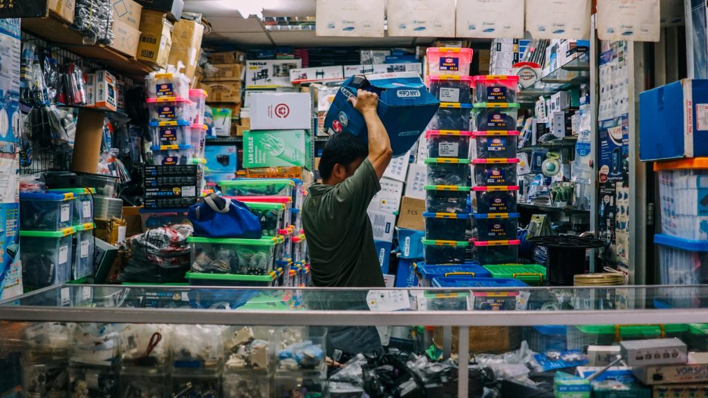 Tersesat di Belantara Elektronik Glodok