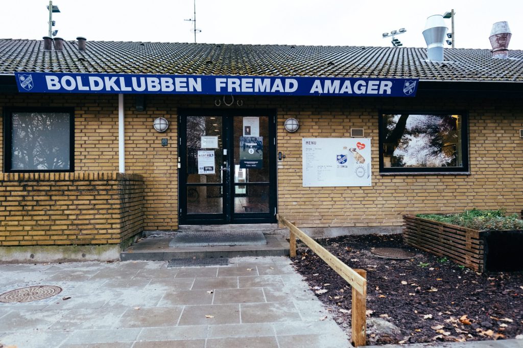 Klubhuset på Amager har diagnoser i køkkenet og ambitioner på menuen