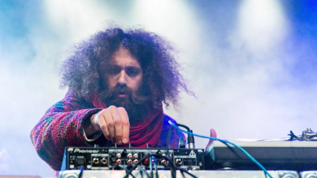 The Gaslamp Killer reicht wegen Vergewaltigungsvorwürfen eine Verleumdungsklage ein