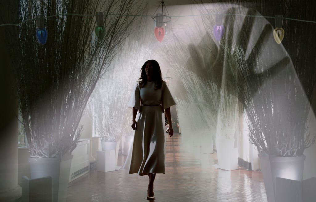 Melania Trump verwandelt das Weiße Haus für Weihnachten in die Hölle