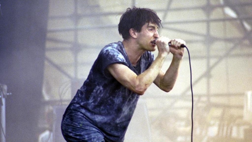Panduan Menyelami Album-Album Nine Inch Nails Untuk Pemula