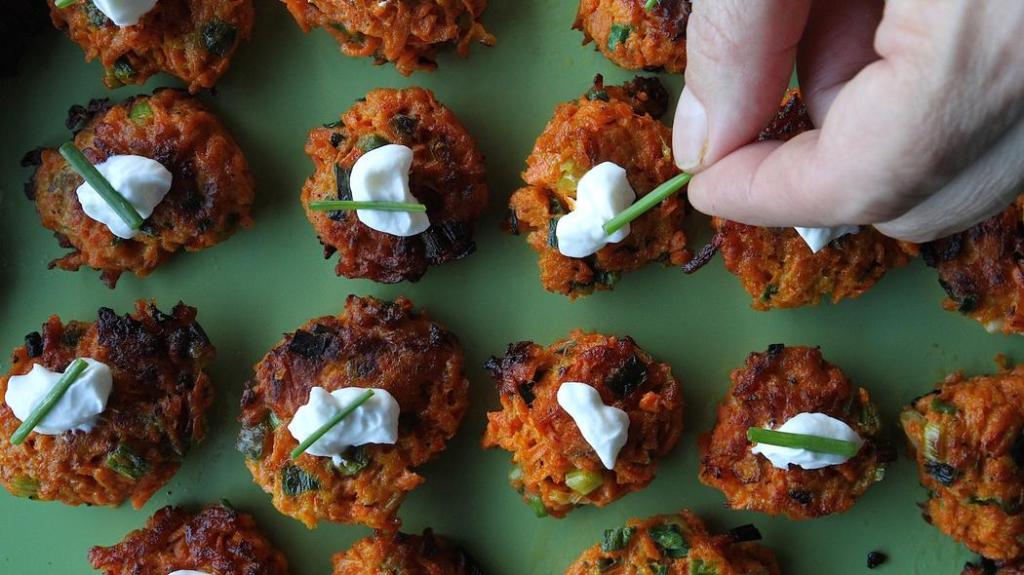 How-To: Throw a Holiday Party