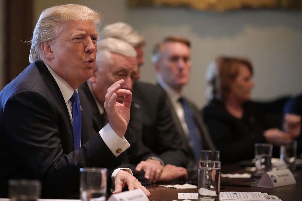 Meu deus do céu, como Donald Trump é escroto