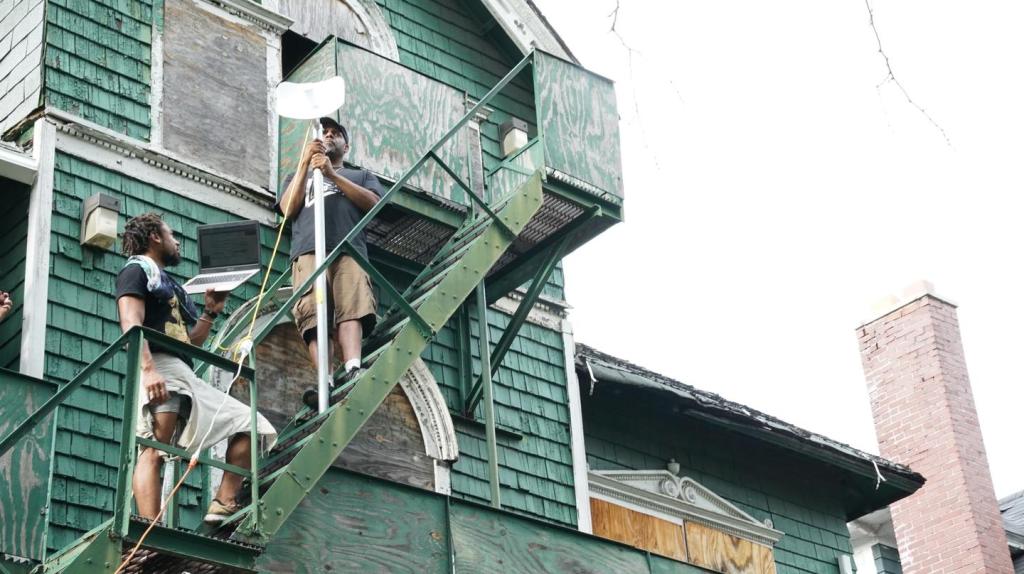 Harvard Study Shows Why Big Telecom Is Terrified of Community-Run Broadband