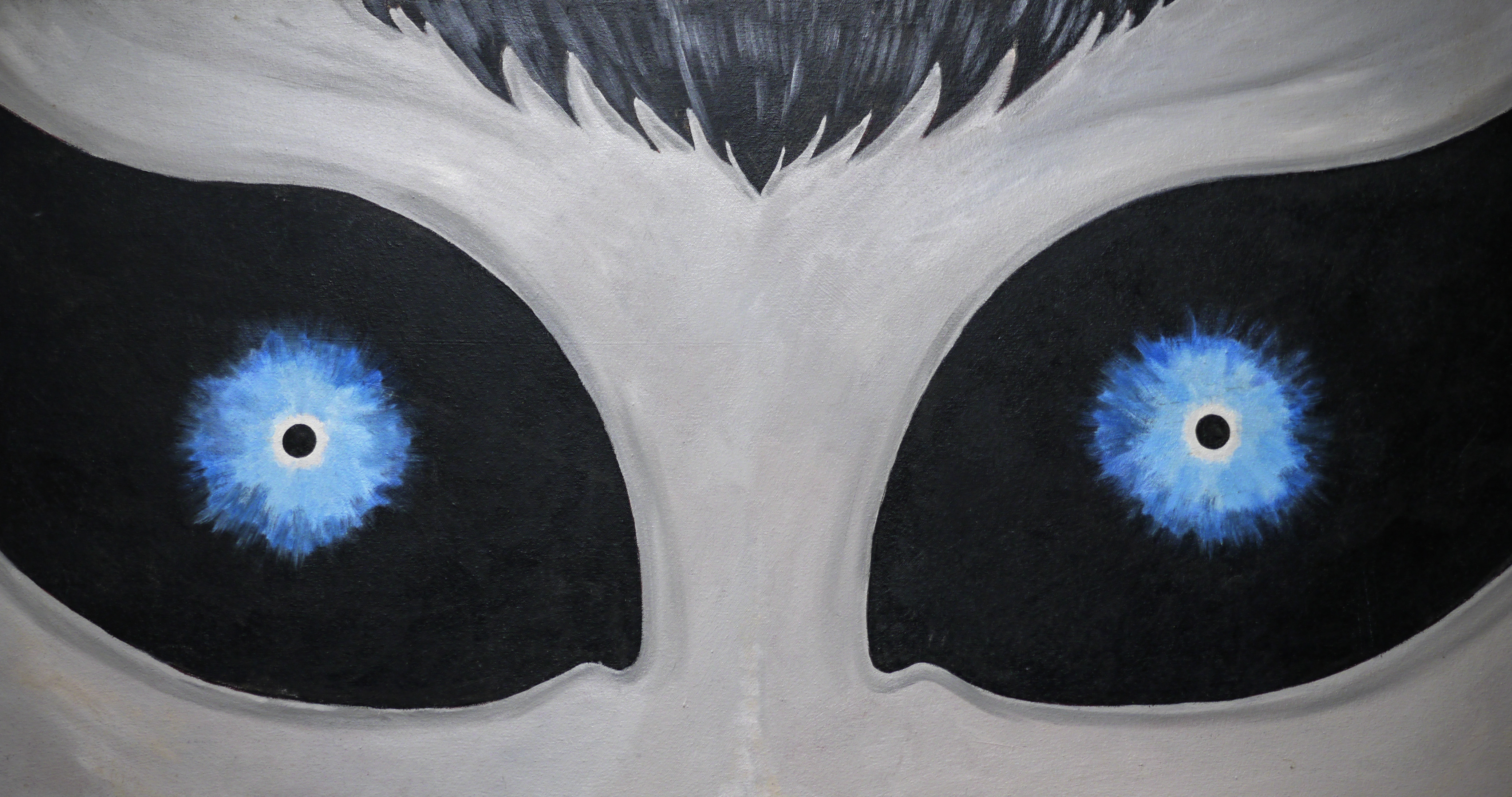 1517946352864-Her-Eyes