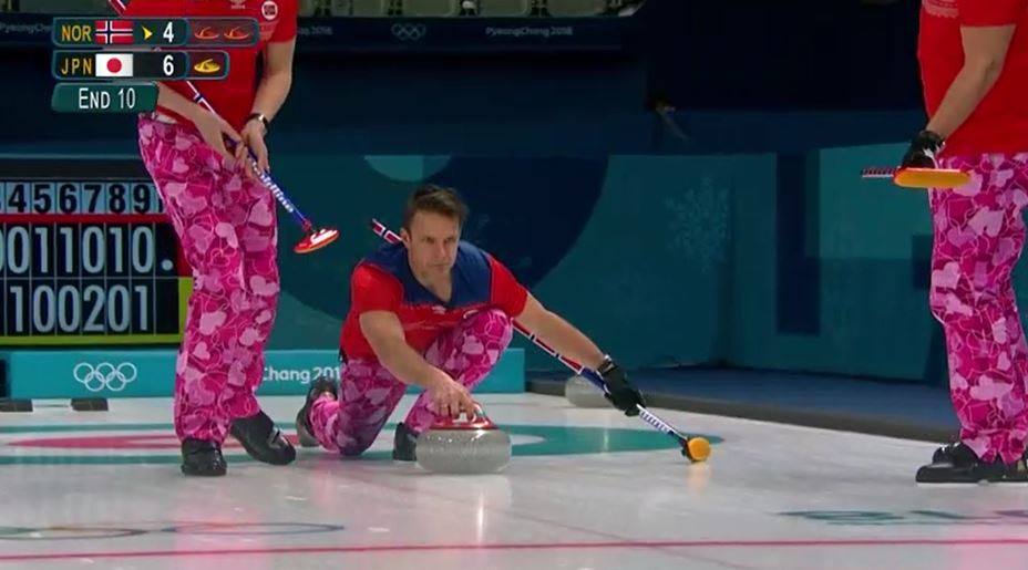 Norges curlinglag och deras byxor glider rakt in i våra hjärtan