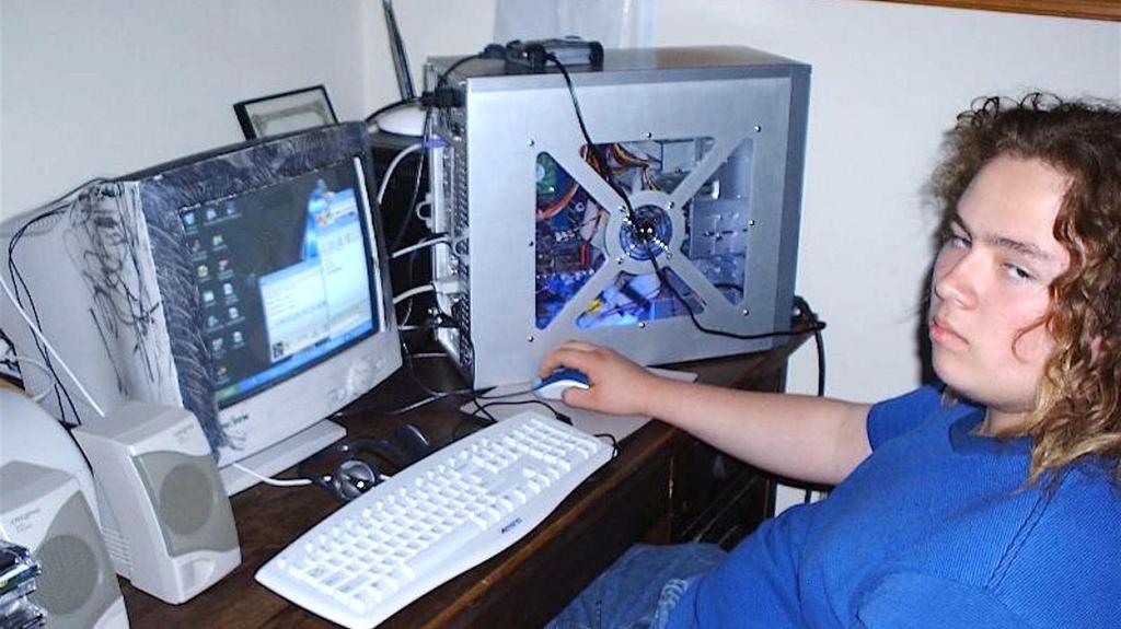 Pytamy ludzi, którzy nadal prowadzą strony internetowe z lat 90.:„DLACZEGO?”
