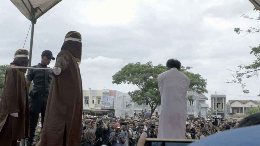 Officials In Aceh Want to Start Beheading Convicted Murderers Under Sharia Law