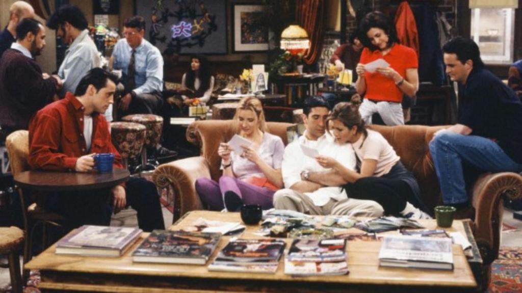 Iemand heeft exact uitgerekend hoeveel koffie iedereen uit Friends dronk