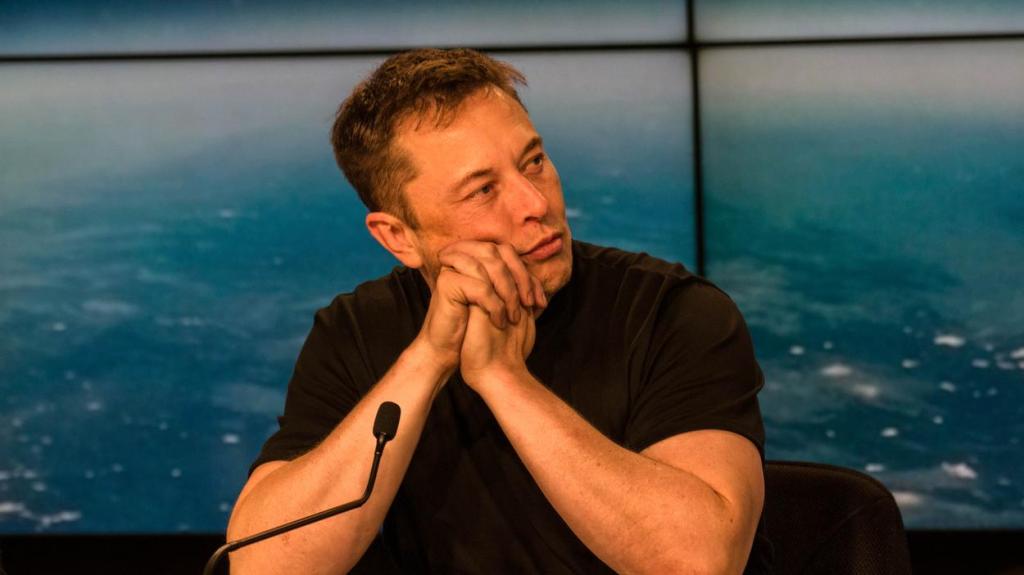 Elon Musk: ‘Che cos’è Facebook?’
