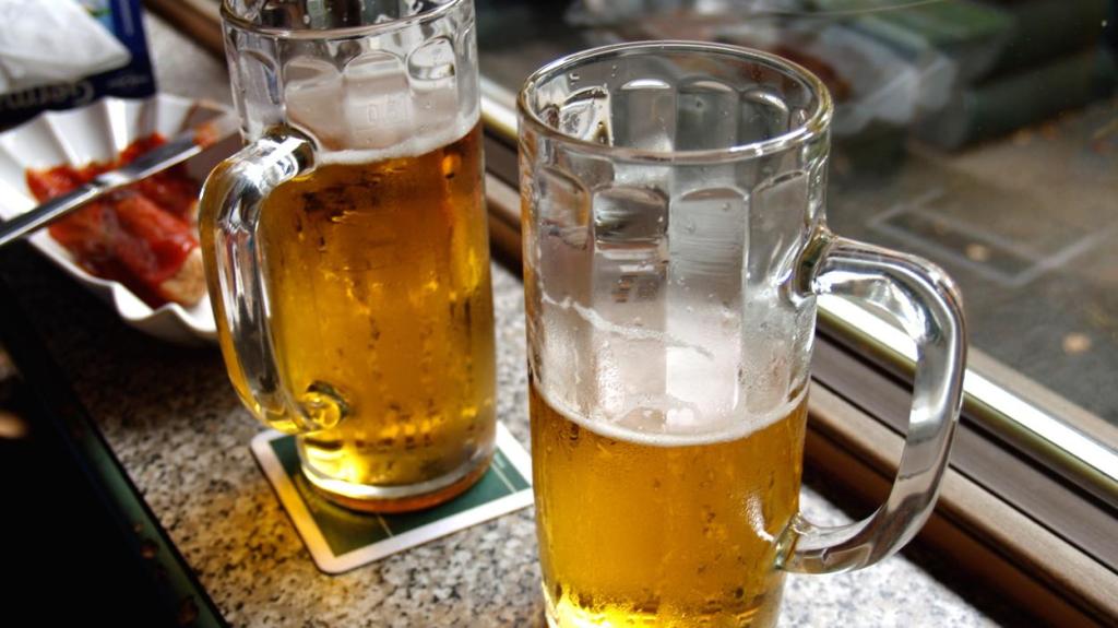 Vrouwen die regelmatig bier drinken hebben minder kans op een hartaanval
