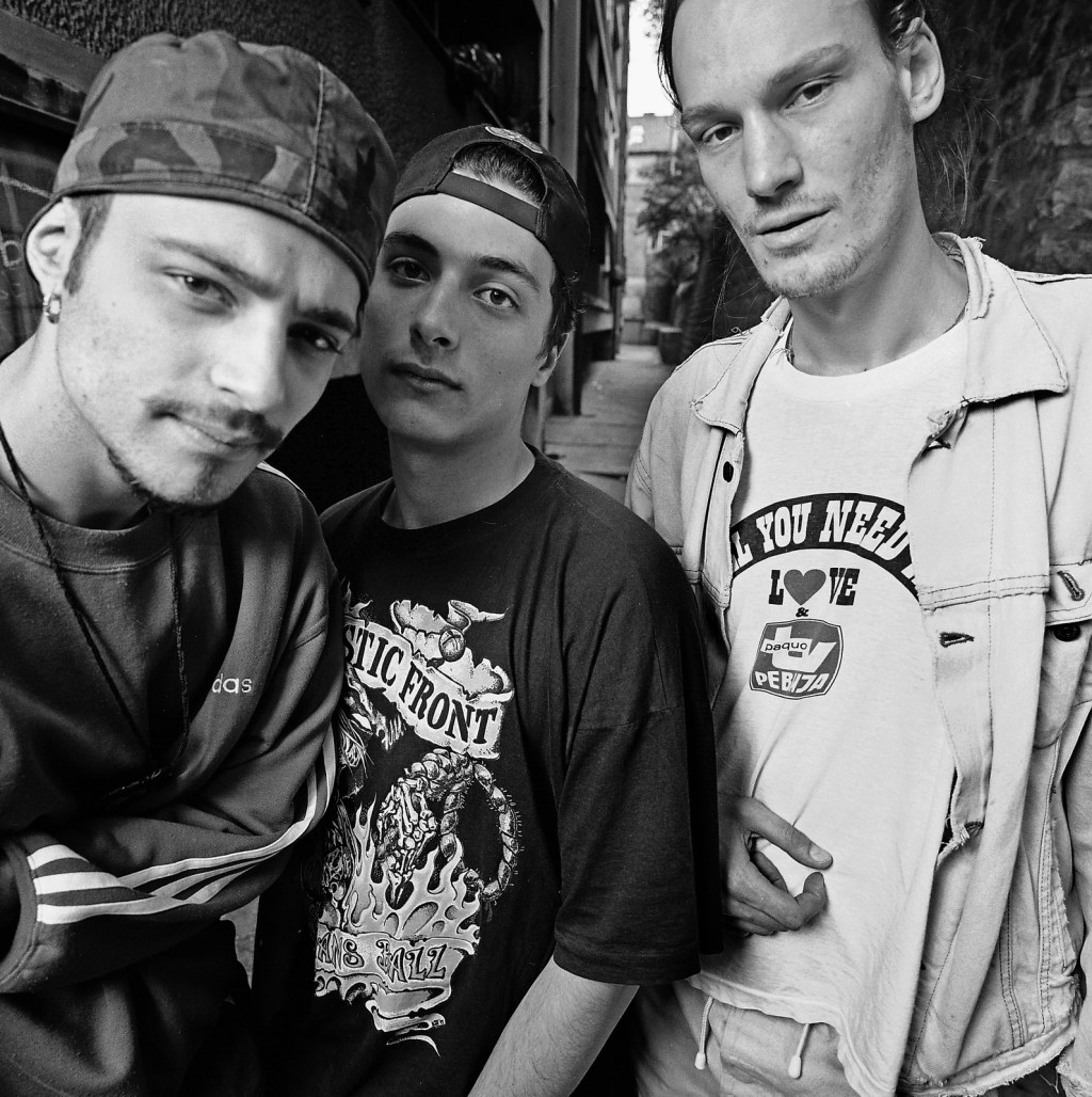 Eyesburn: uspon i tragedija snova jedne generacije