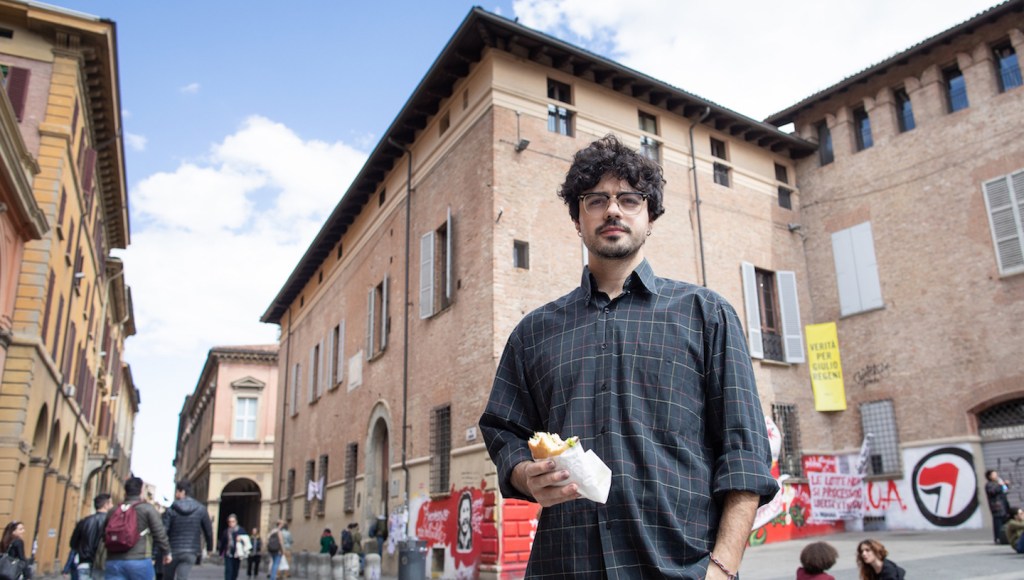 Ho chiesto ai fuori sede dell’Università di Bologna cosa mangiano in pausa pranzo