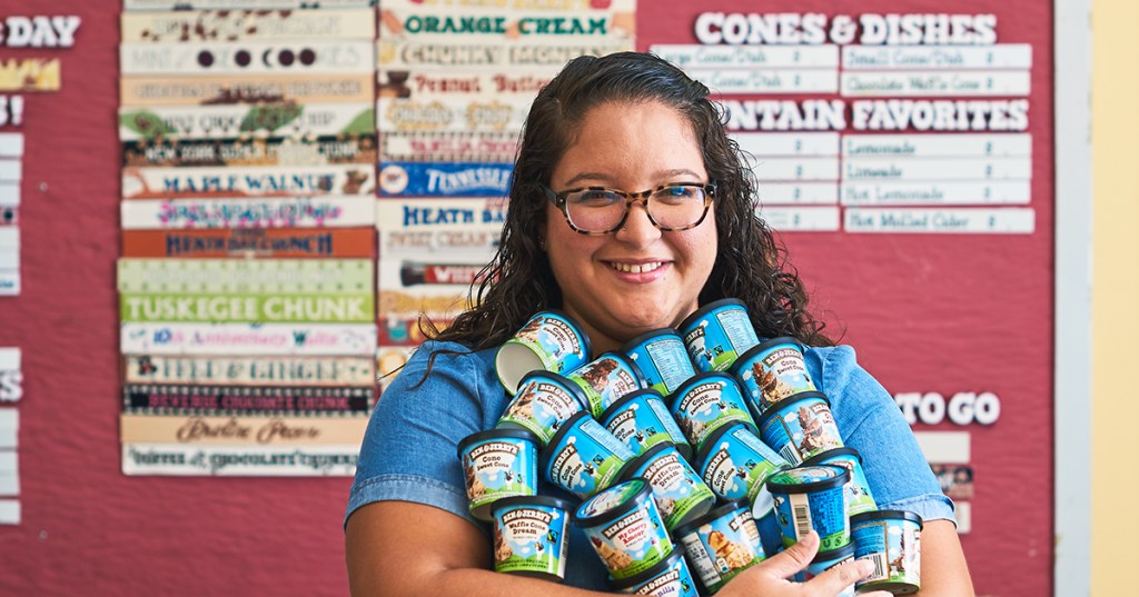 Een ‘smaakgoeroe’ van Ben & Jerry’s vertelt hoe ze zoveel lekkers in een bak proppen