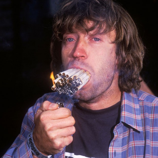 A Brief History of Skateboarders Smoking Cigarettes While Skateboarding